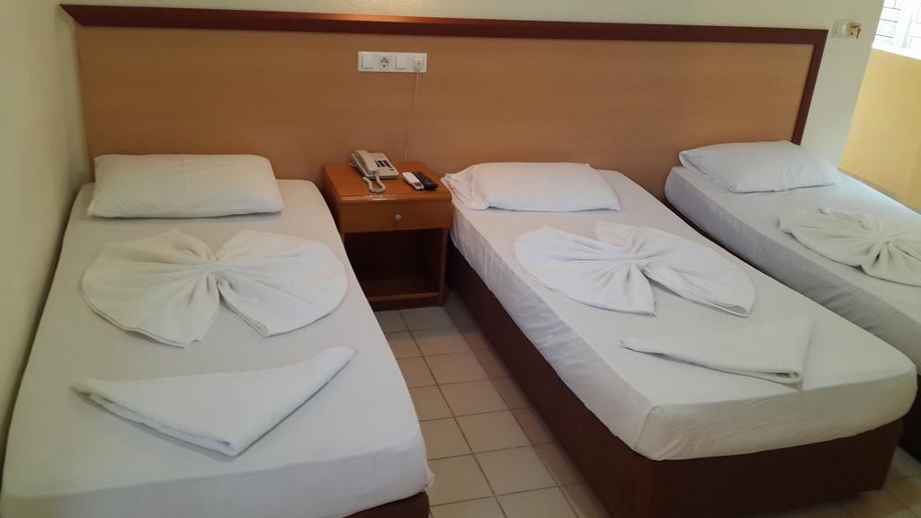 Caner Hotel Kemer Phòng bức ảnh